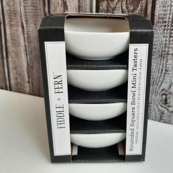 Fiddle Fern Porcelain Rounded Square Bowel Mini Tasters - Picture 11 of 11